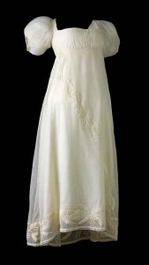 robe d'époque empire en voile de coton